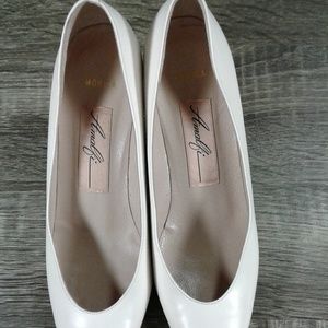 Amalfi Pumps